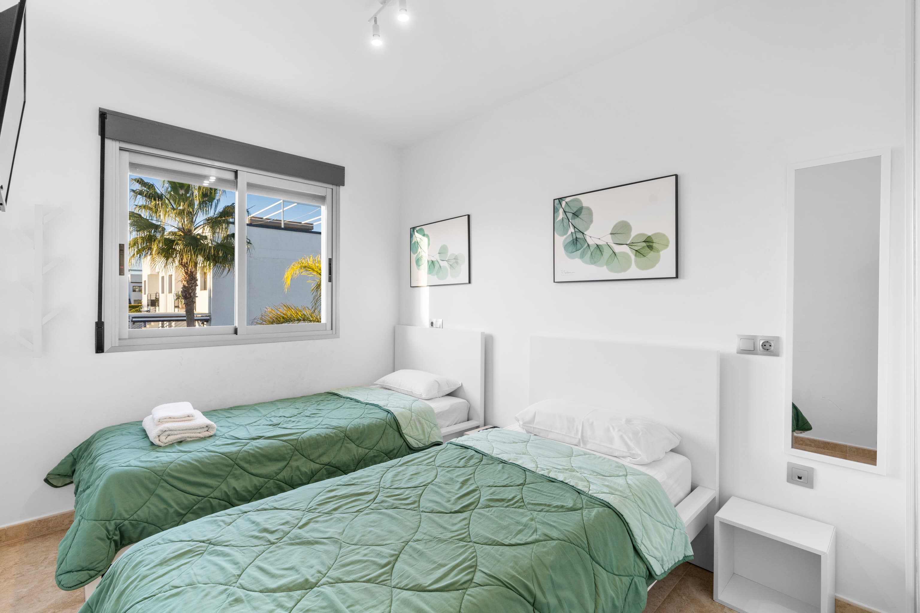 Villa con jardín · San Juan